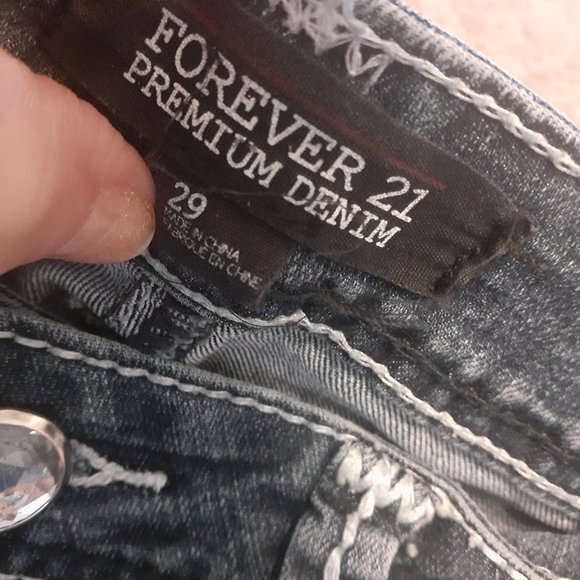 Womens size 29 forever 21 Jeans - Picture 2 of 5
